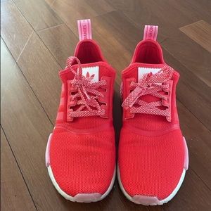 RED ADIDAS NMD